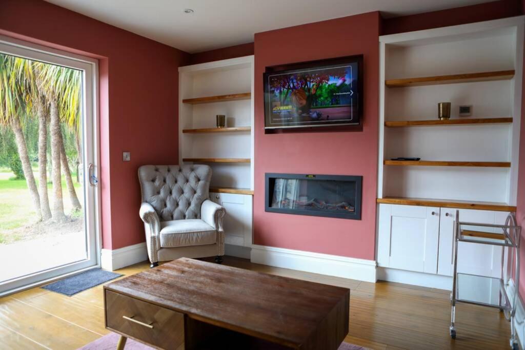5* Self Catering Villa Nenagh Exterior photo